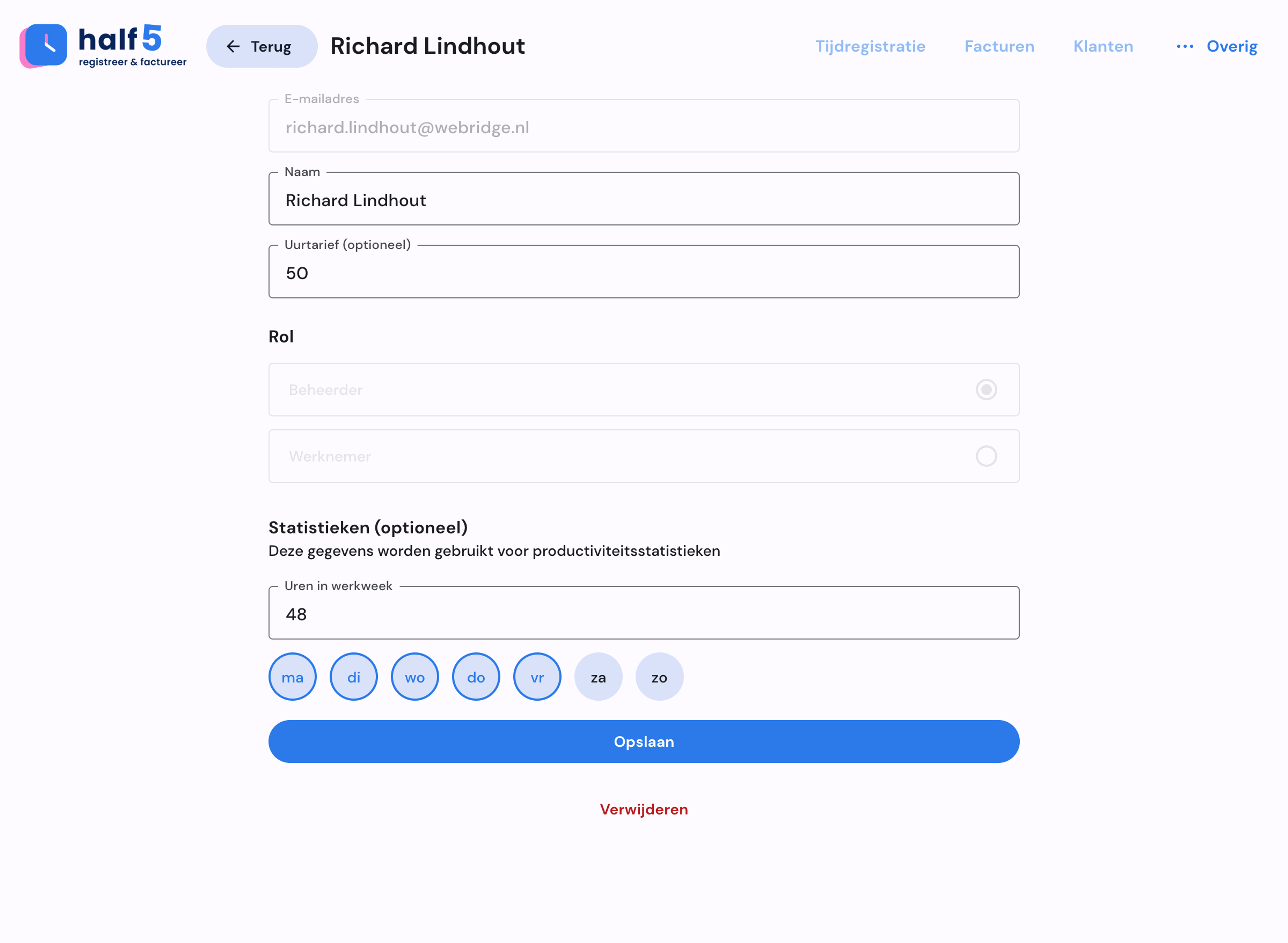 Detailscherm van werknemers op mobiel