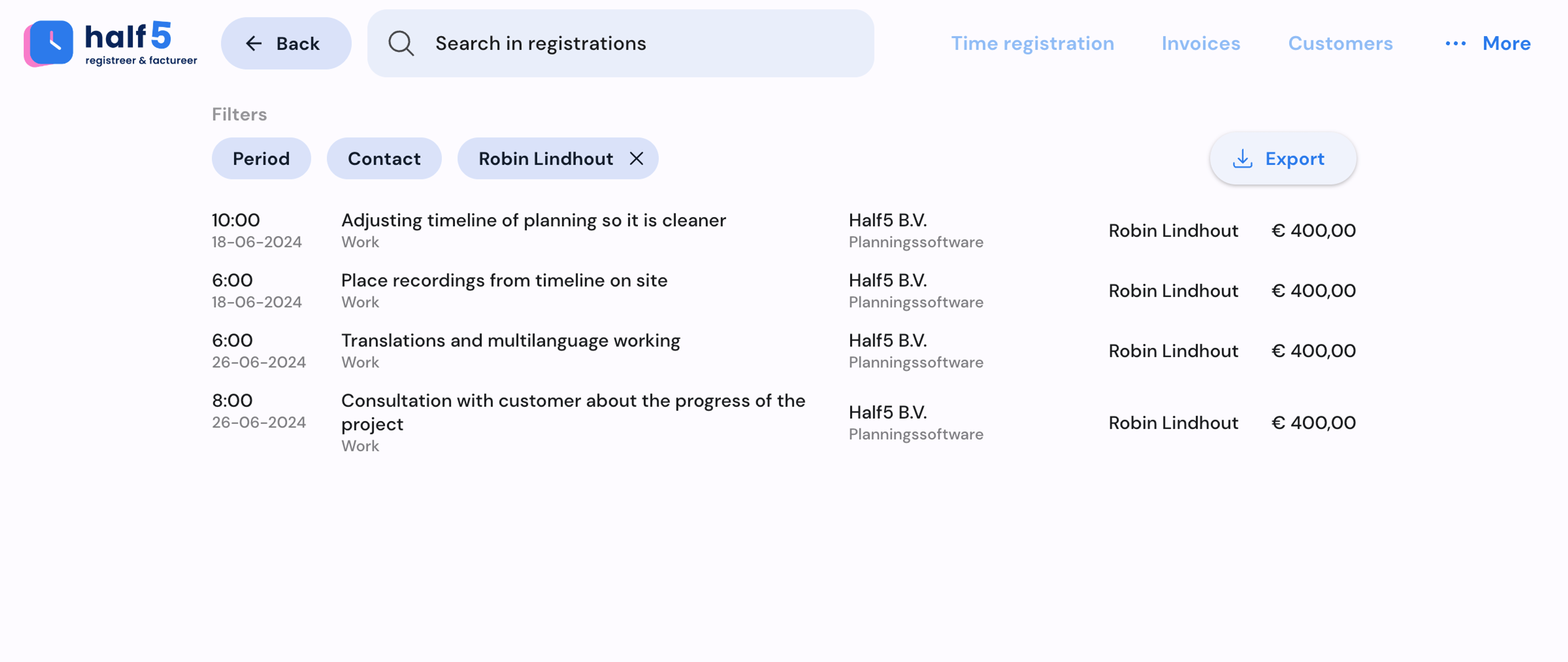 Rapportage van uren op desktop